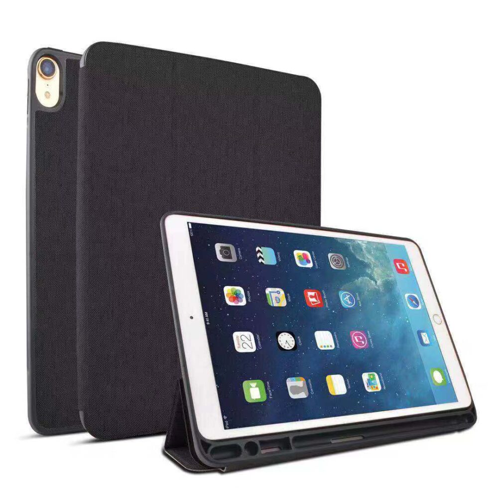 נרתיק ל-אייפד 10.2" Sol! Smart for iPad בצבע שחור